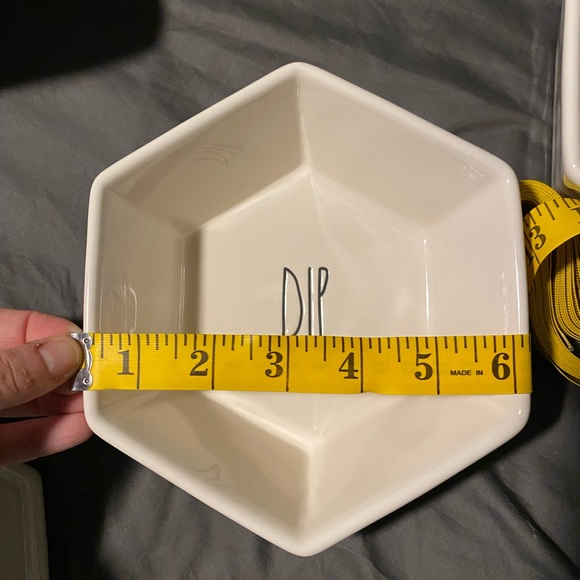 Rae Dunn Hexagon 6 piece Bowl and Plate Set - Picture 7 of 8